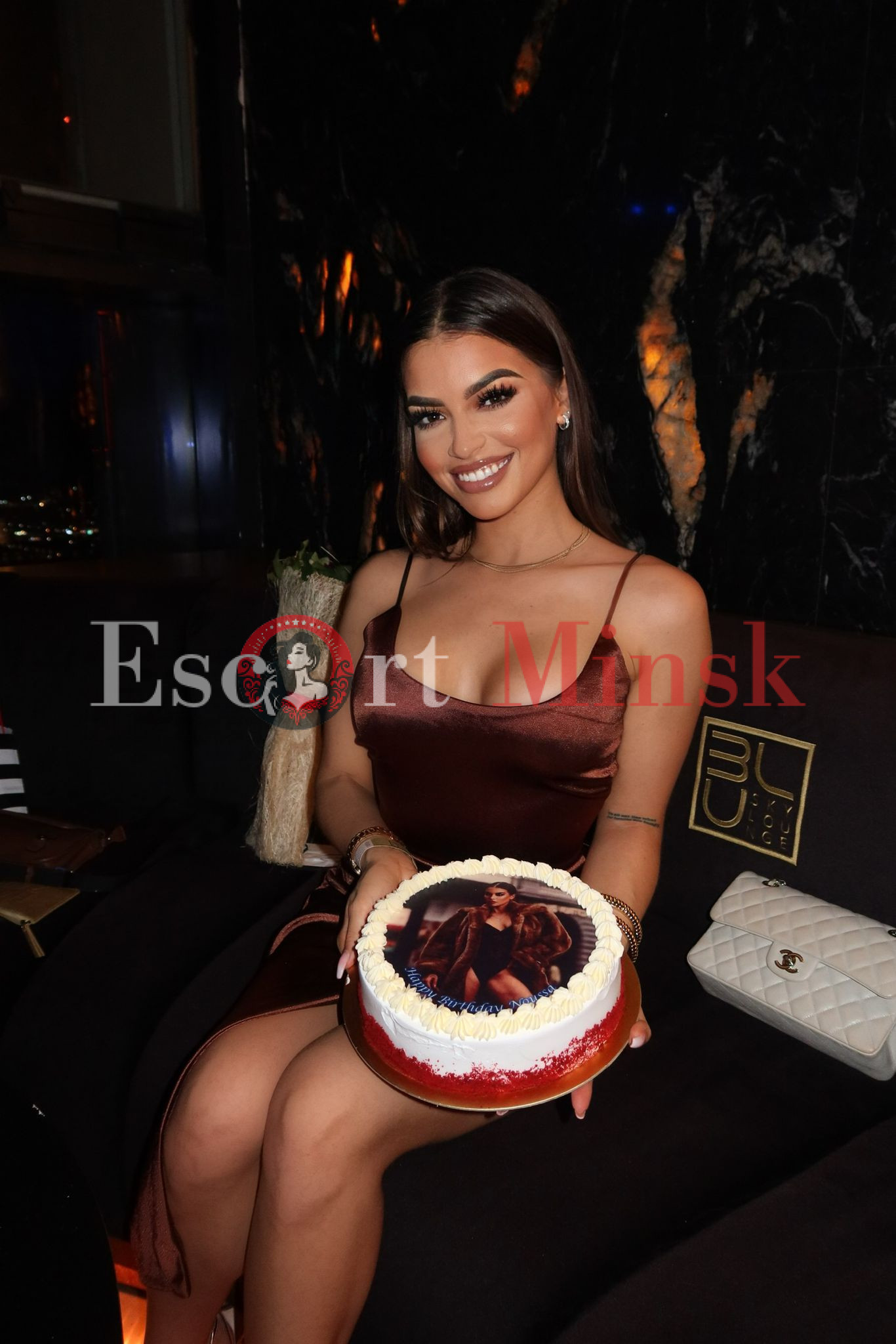  Элитная проститутка Минска — 26 лет, грудь 2 размера, рост 177, вес 60