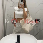 Миниатюра фото Хелен