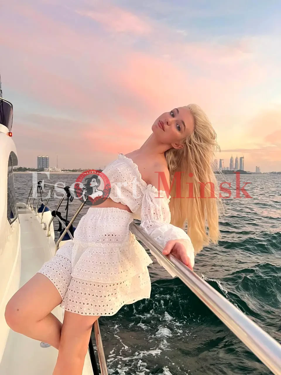  Элитная проститутка Минска — 24 года, грудь 1 размера, рост 167, вес 56