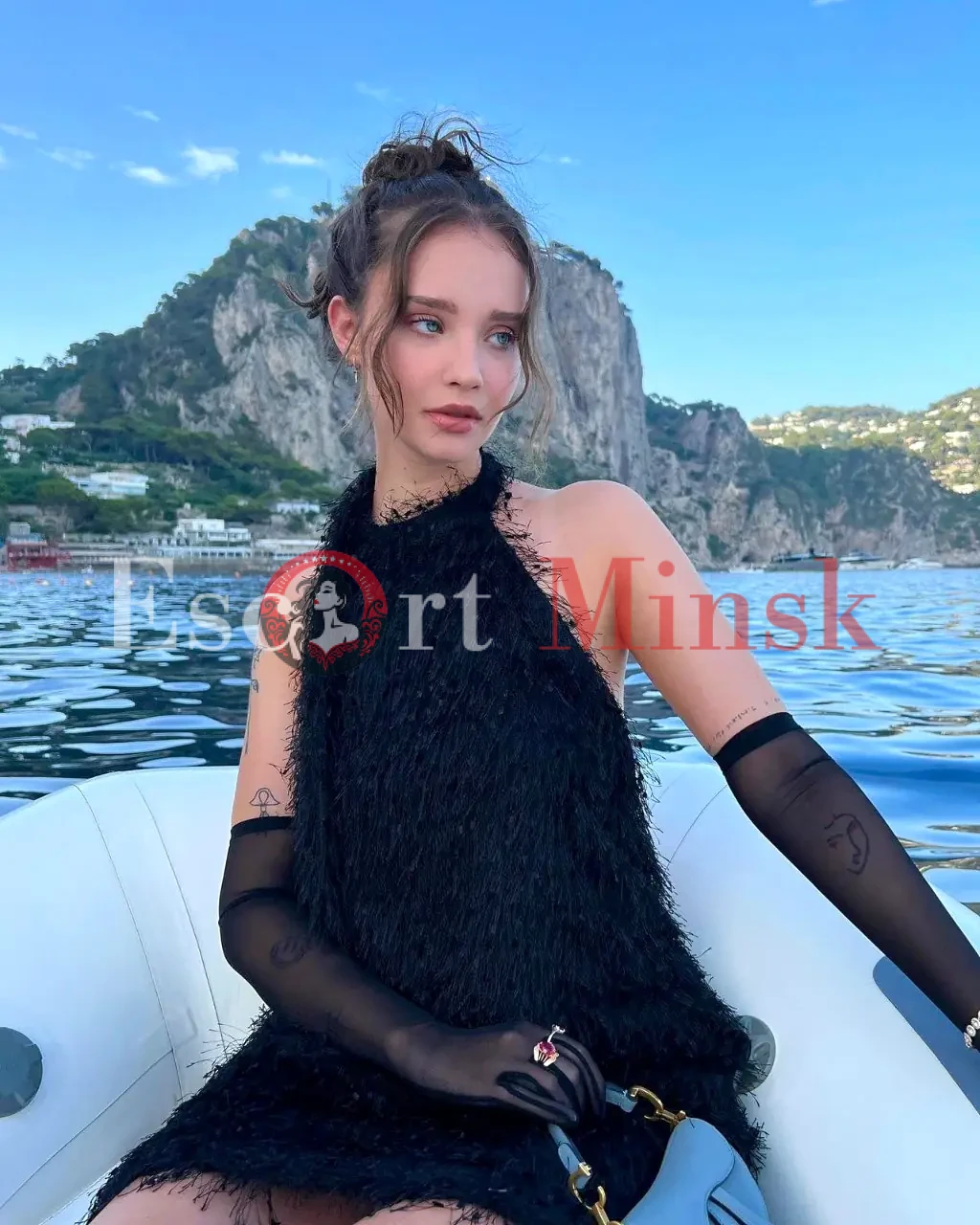  Элитная проститутка Минска — 19 лет, грудь 2 размера, рост 168, вес 48