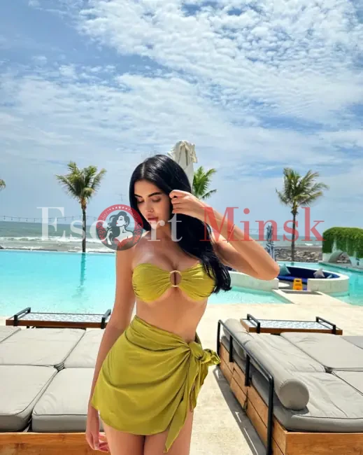  Элитная проститутка Минска — 25 лет, грудь 3 размера, рост 176, вес 62