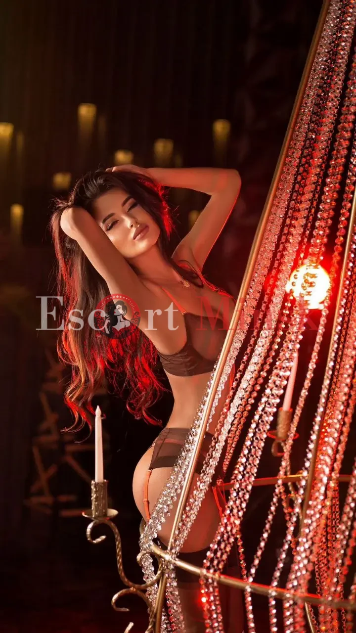  Элитная проститутка Минска — 26 лет, грудь 2 размера, рост 172, вес 60