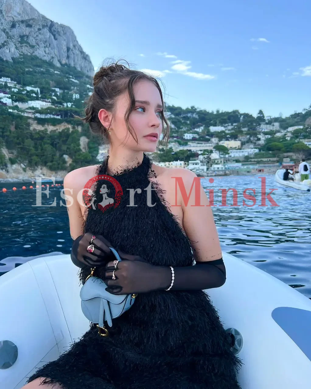  Элитная проститутка Минска — 19 лет, грудь 2 размера, рост 168, вес 48