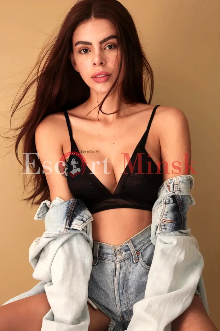  Элитная проститутка Минска — 24 года, грудь 1 размера, рост 173, вес 61