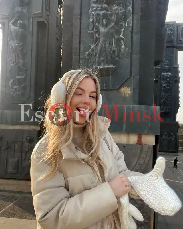  Элитная проститутка Минска — 25 лет, грудь 1 размера, рост 168, вес 54