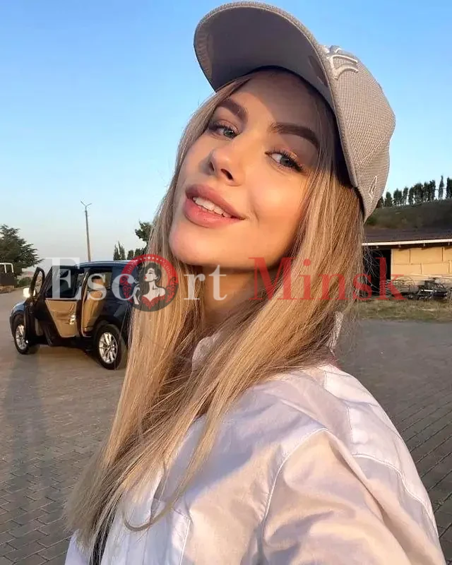  Элитная проститутка Минска — 25 лет, грудь 1 размера, рост 168, вес 54