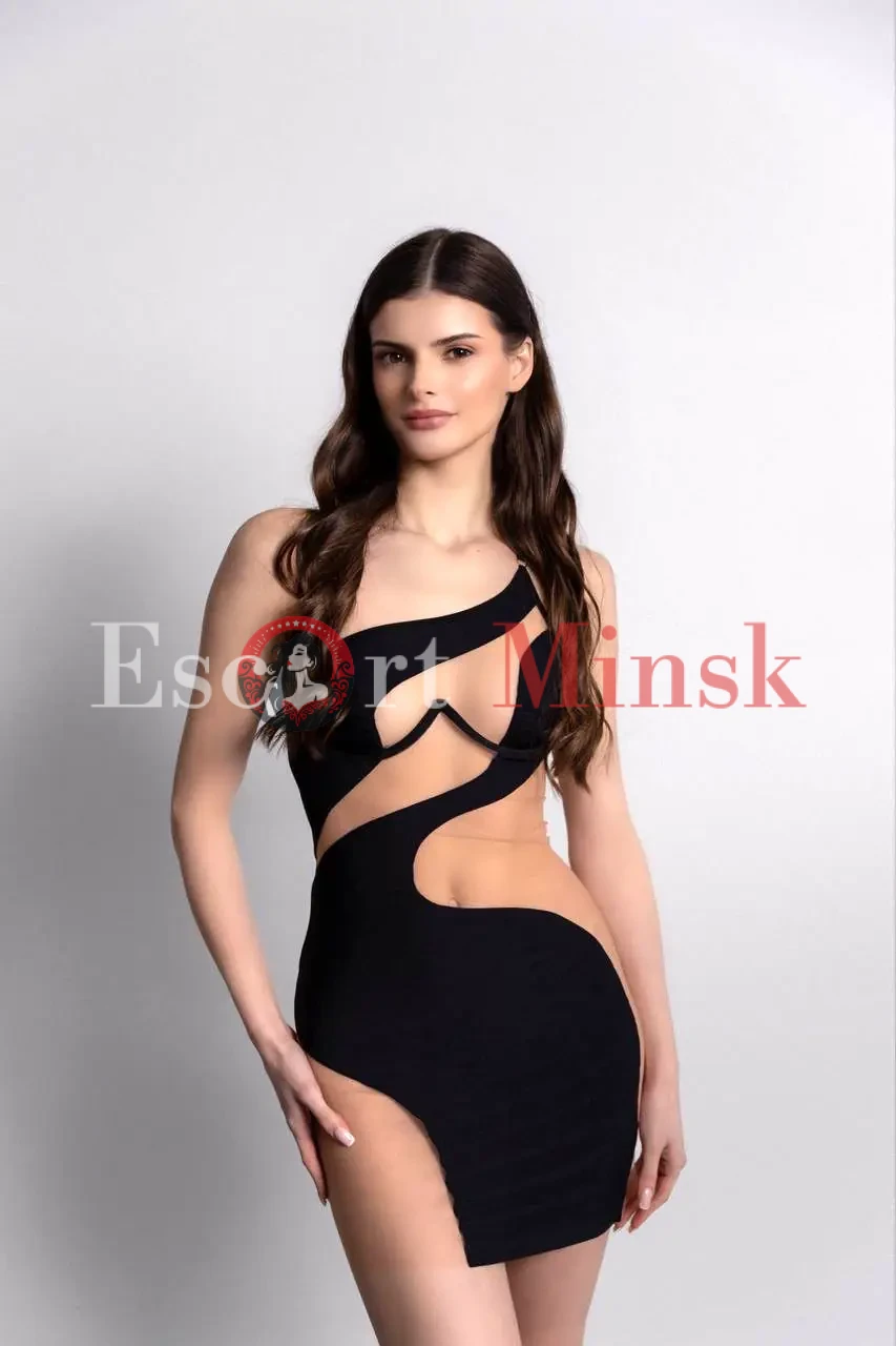  Элитная проститутка Минска — 19 лет, грудь 2 размера, рост 171, вес 52