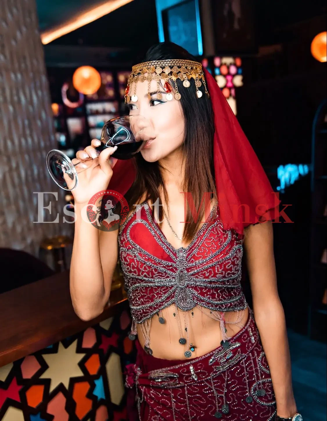  Элитная проститутка Минска — 27 лет, грудь 3 размера, рост 166, вес 47