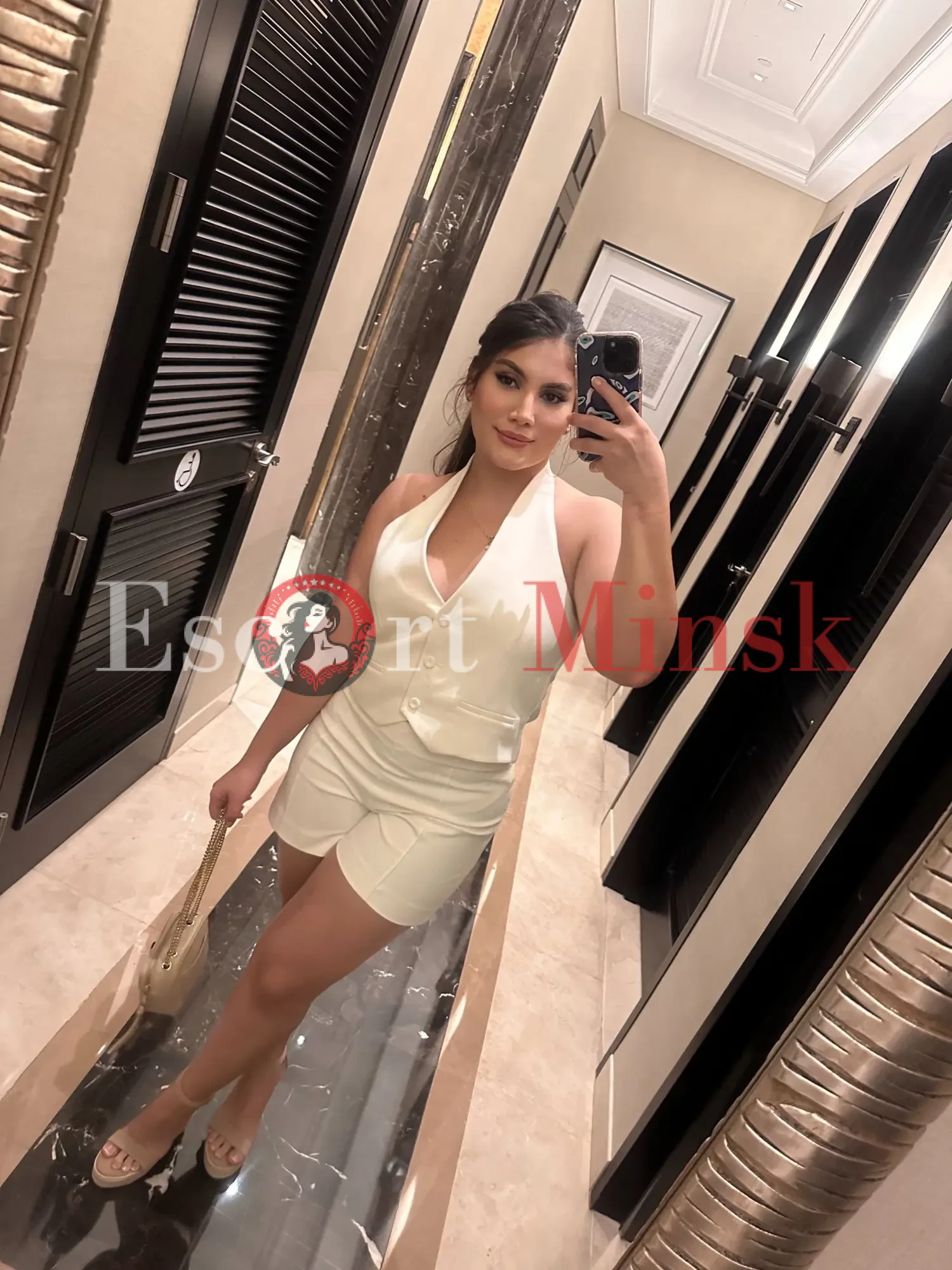  Элитная проститутка Минска — 28 лет, грудь 3 размера, рост 166, вес 64