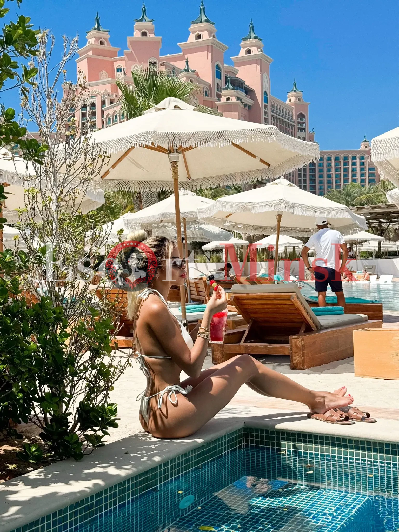  Элитная проститутка Минска — 25 лет, грудь 4 размера, рост 170, вес 51