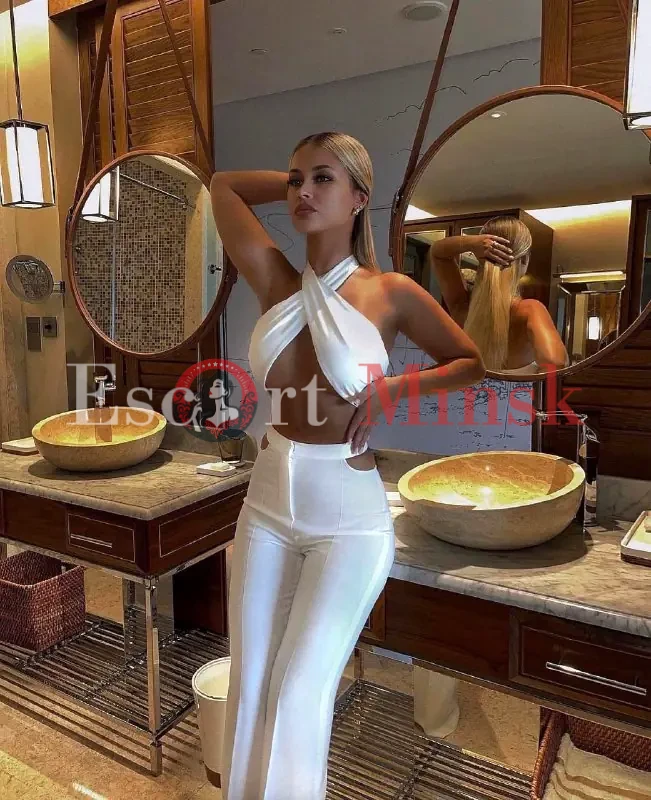 Виталина Элитная проститутка Минска — 25 лет, грудь 3 размера, рост 167, вес 51