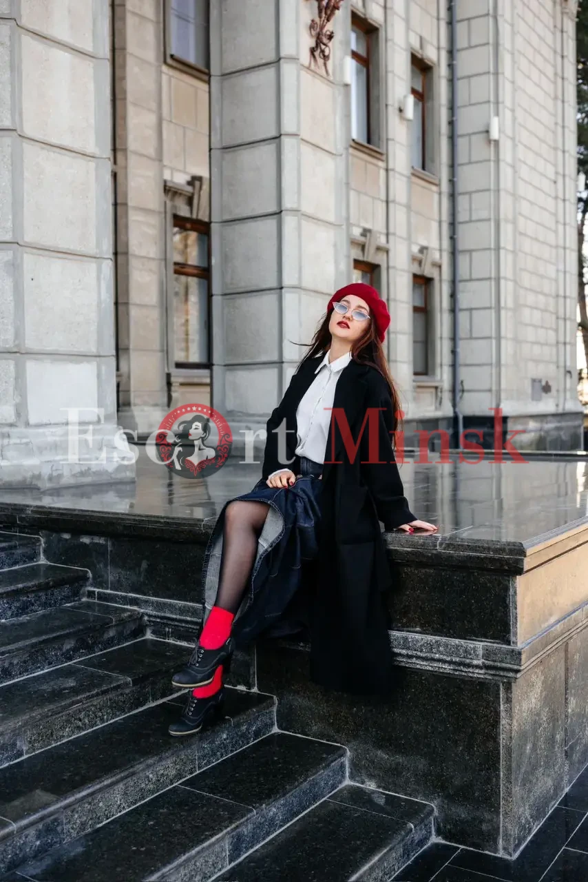  Элитная проститутка Минска — 24 года, грудь 2 размера, рост 170, вес 56