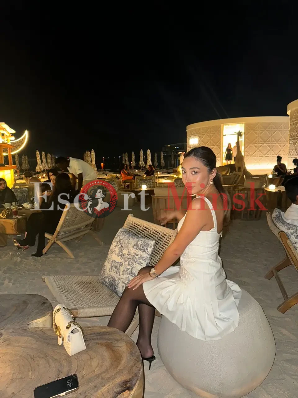  Элитная проститутка Минска — 25 лет, грудь 3 размера, рост 165, вес 55