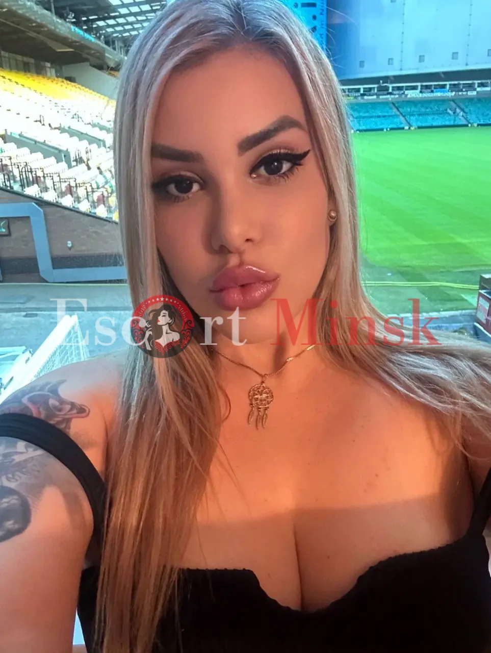  Элитная проститутка Минска — 36 лет, грудь 4 размера, рост 167, вес 65