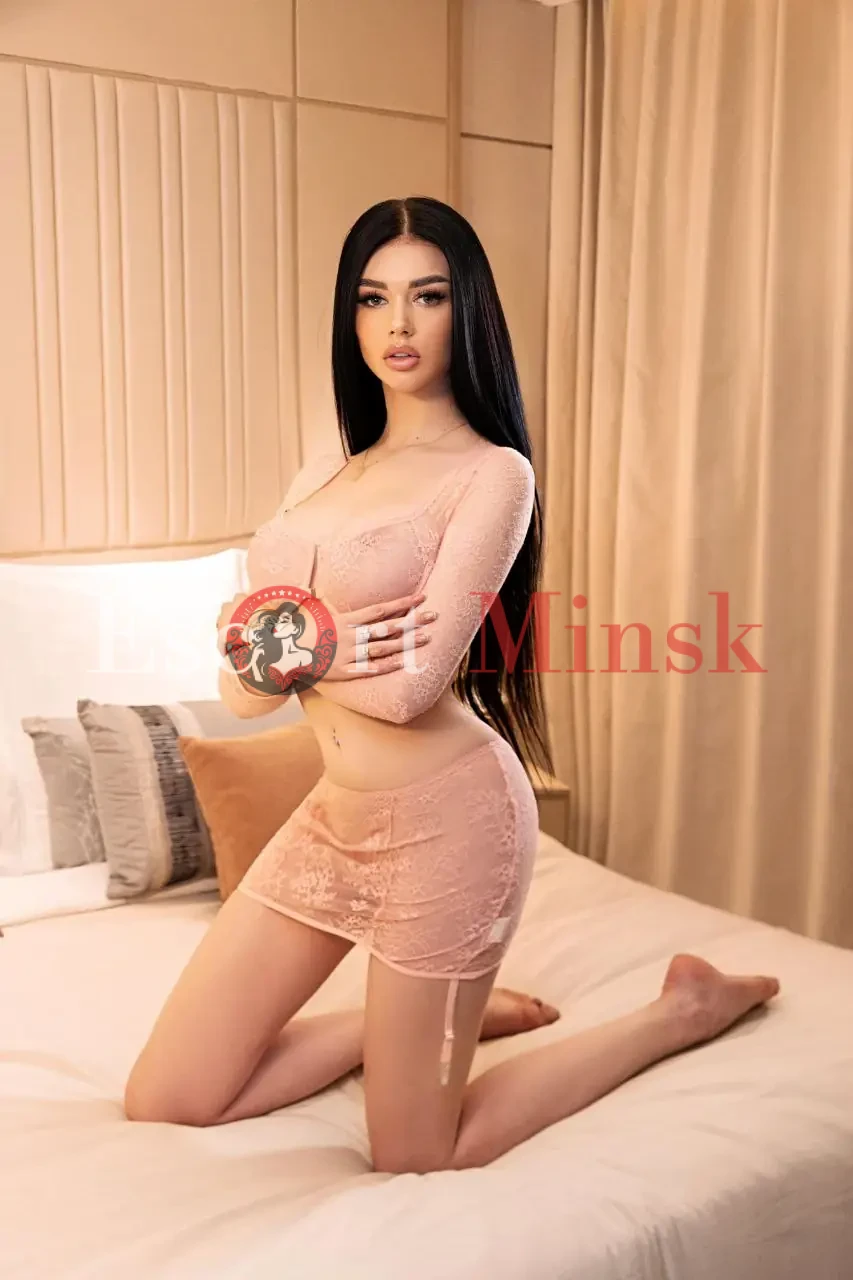  Элитная проститутка Минска — 22 года, грудь 3 размера, рост 176, вес 56