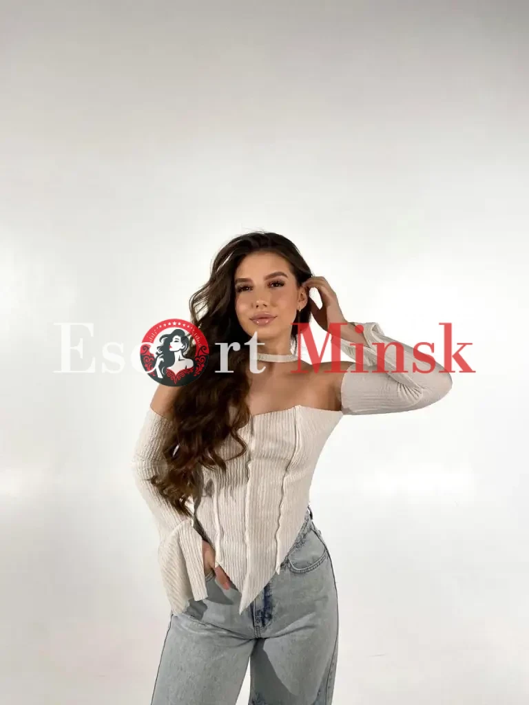 Алина Элитная проститутка Минска — 19 лет, грудь 2 размера, рост 165, вес 50