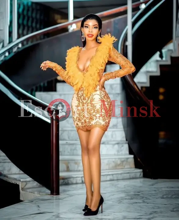  Элитная проститутка Минска — 24 года, грудь 3 размера, рост 168, вес 45