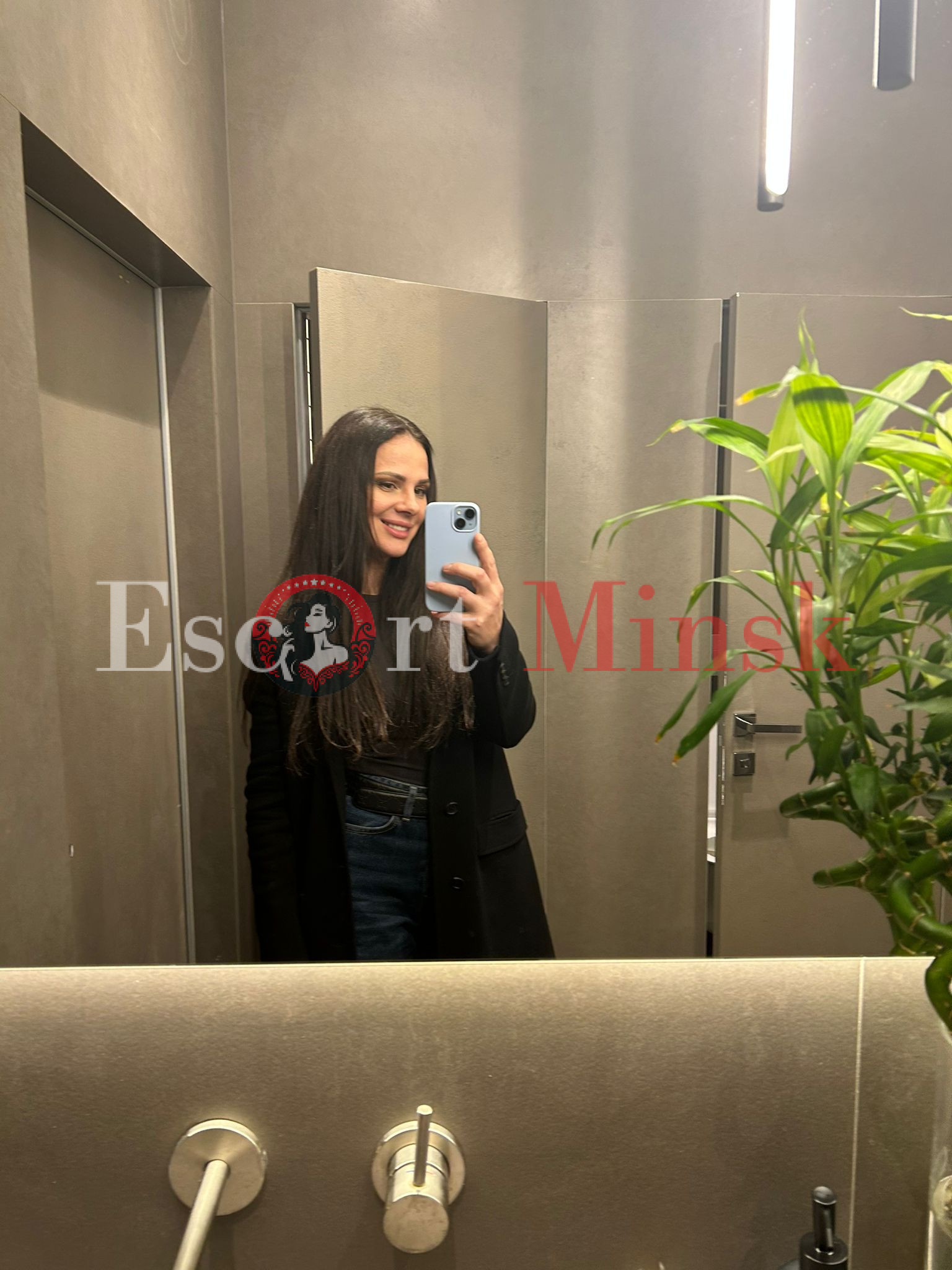  Элитная проститутка Минска — 35 лет, грудь 3,5 размера, рост 168, вес 58