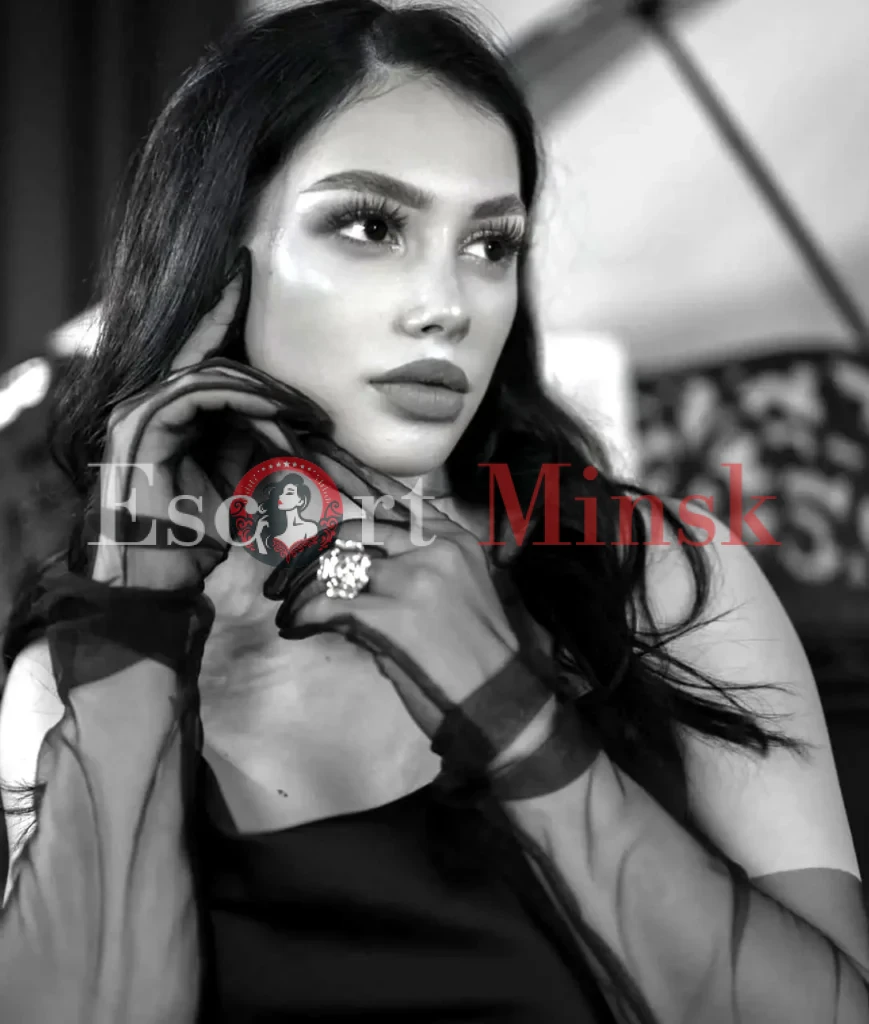 Сара Элитная проститутка Минска — 18 лет, грудь 3 размера, рост 170, вес 63