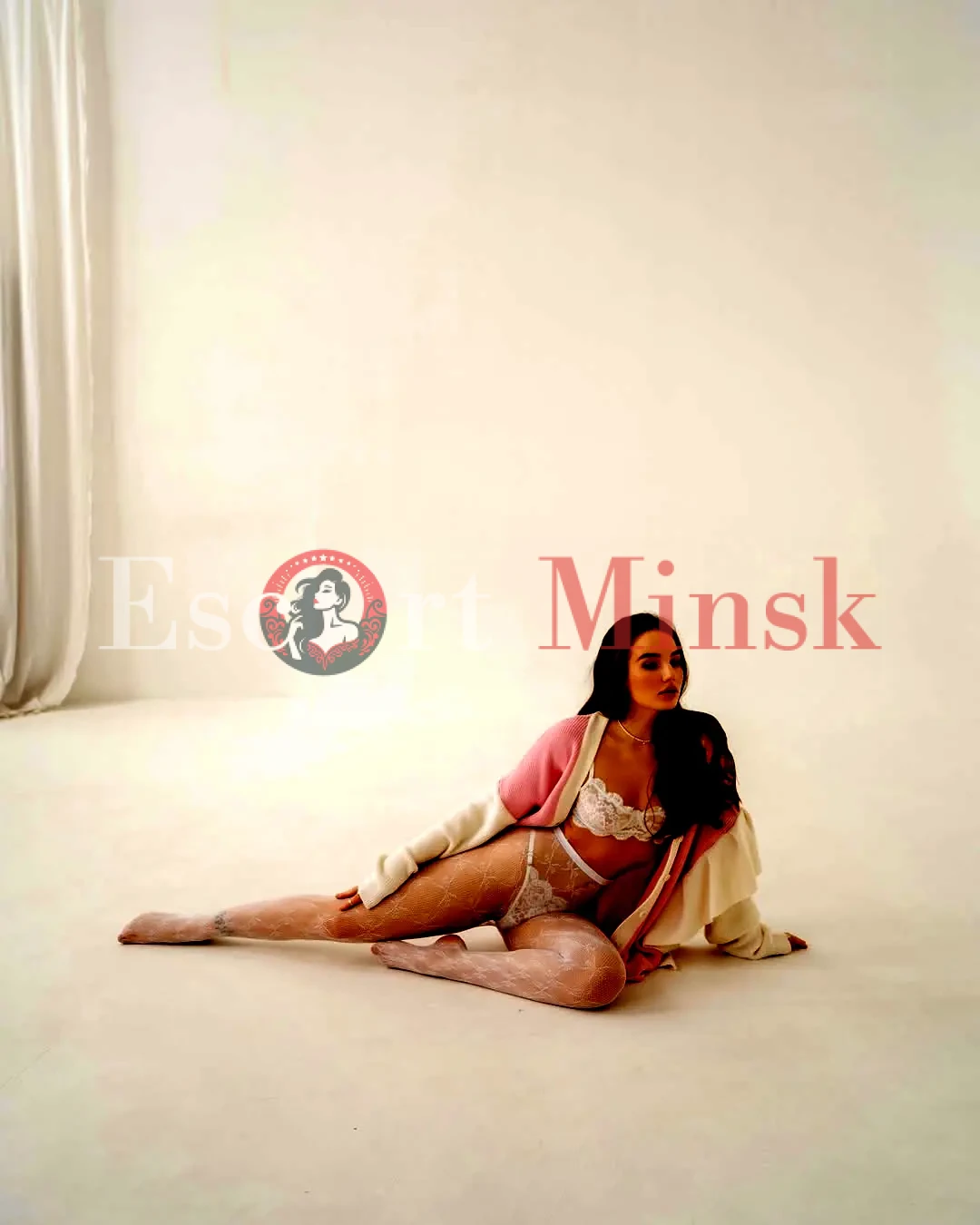  Элитная проститутка Минска — 18 лет, грудь 1 размера, рост 172, вес 51