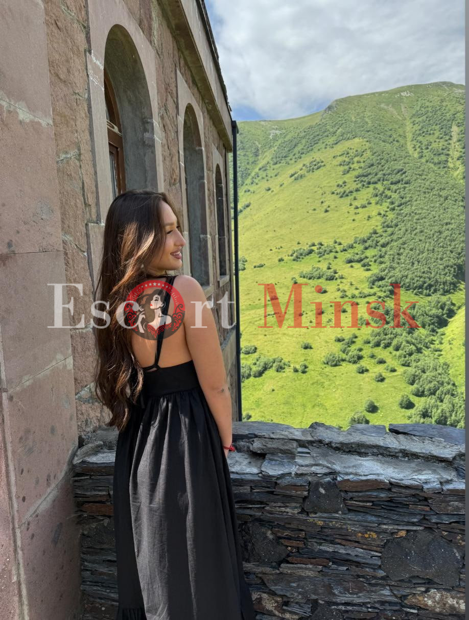  Элитная проститутка Минска — 22 года, грудь 3 размера, рост 174, вес 64