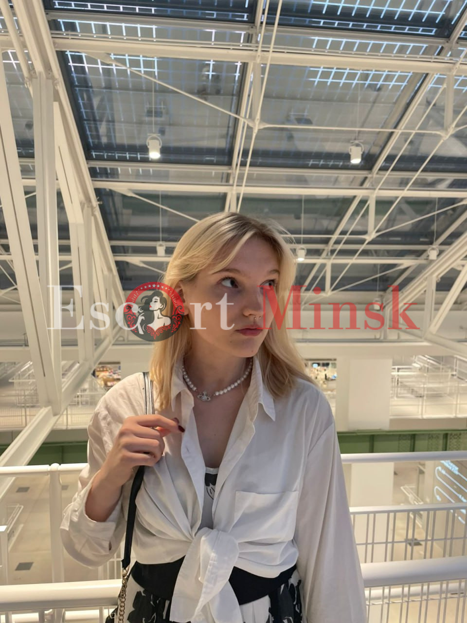  Элитная проститутка Минска — 18 лет, грудь 1.5 размера, рост 168, вес 58