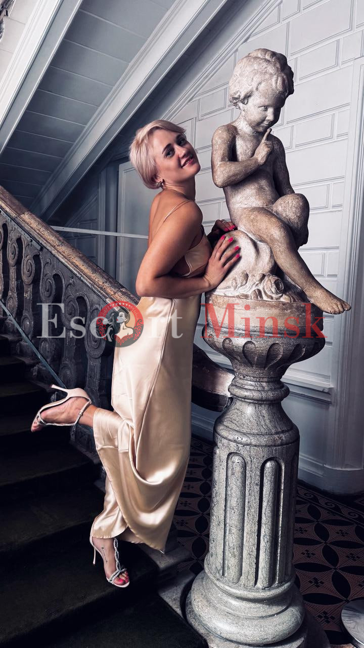  Элитная проститутка Минска — 34 года, грудь 2 размера, рост 165, вес 56