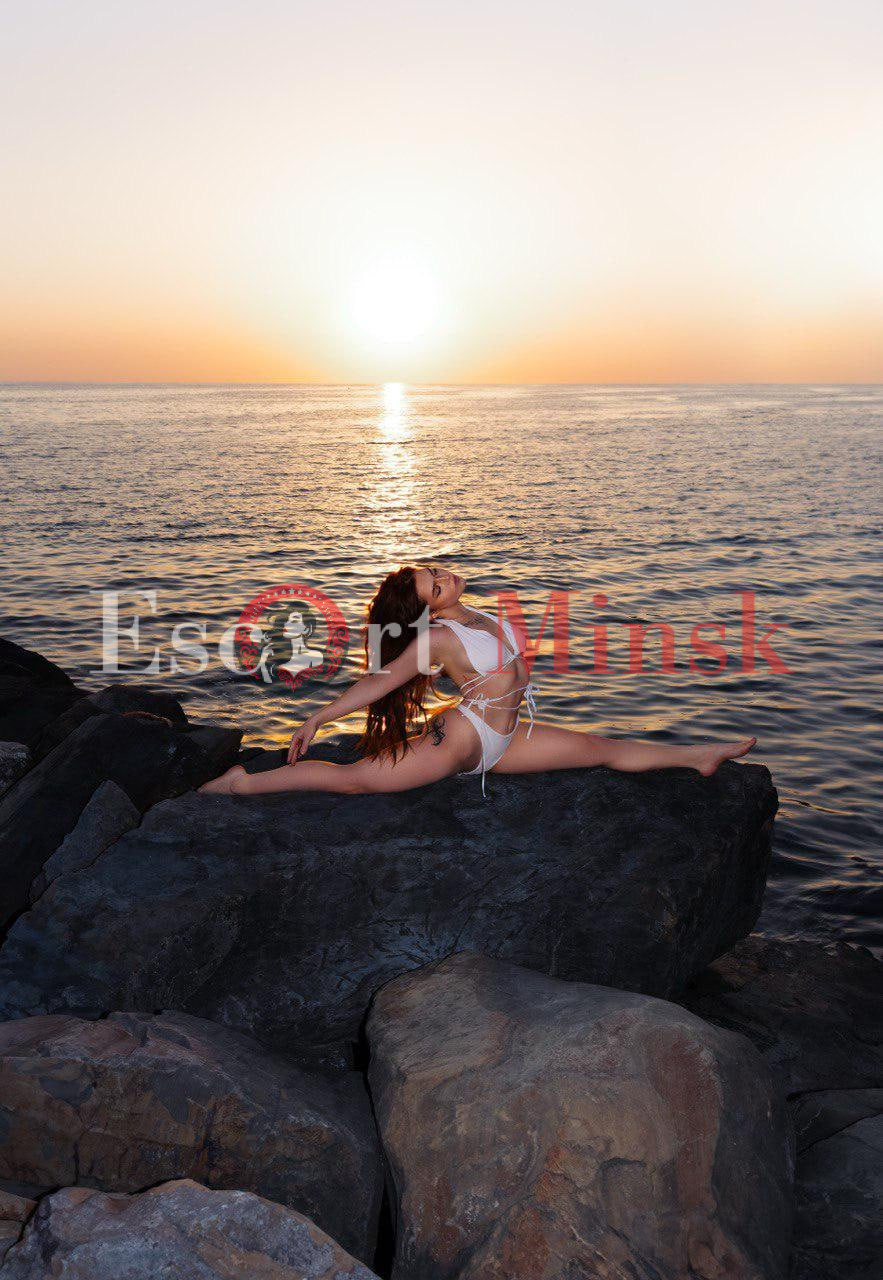  Элитная проститутка Минска — 20 лет, грудь 3 размера, рост 160, вес 56