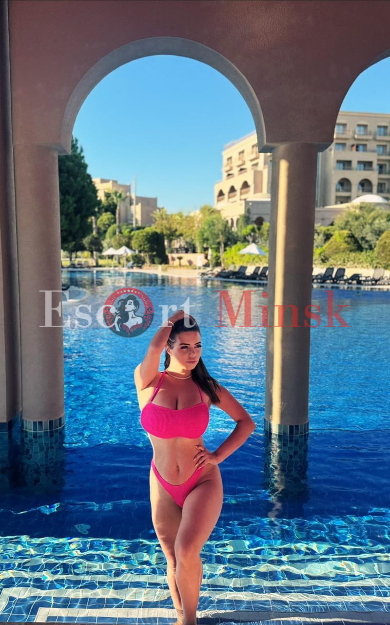  Элитная проститутка Минска — 29 лет, грудь 4 размера, рост 156, вес 53