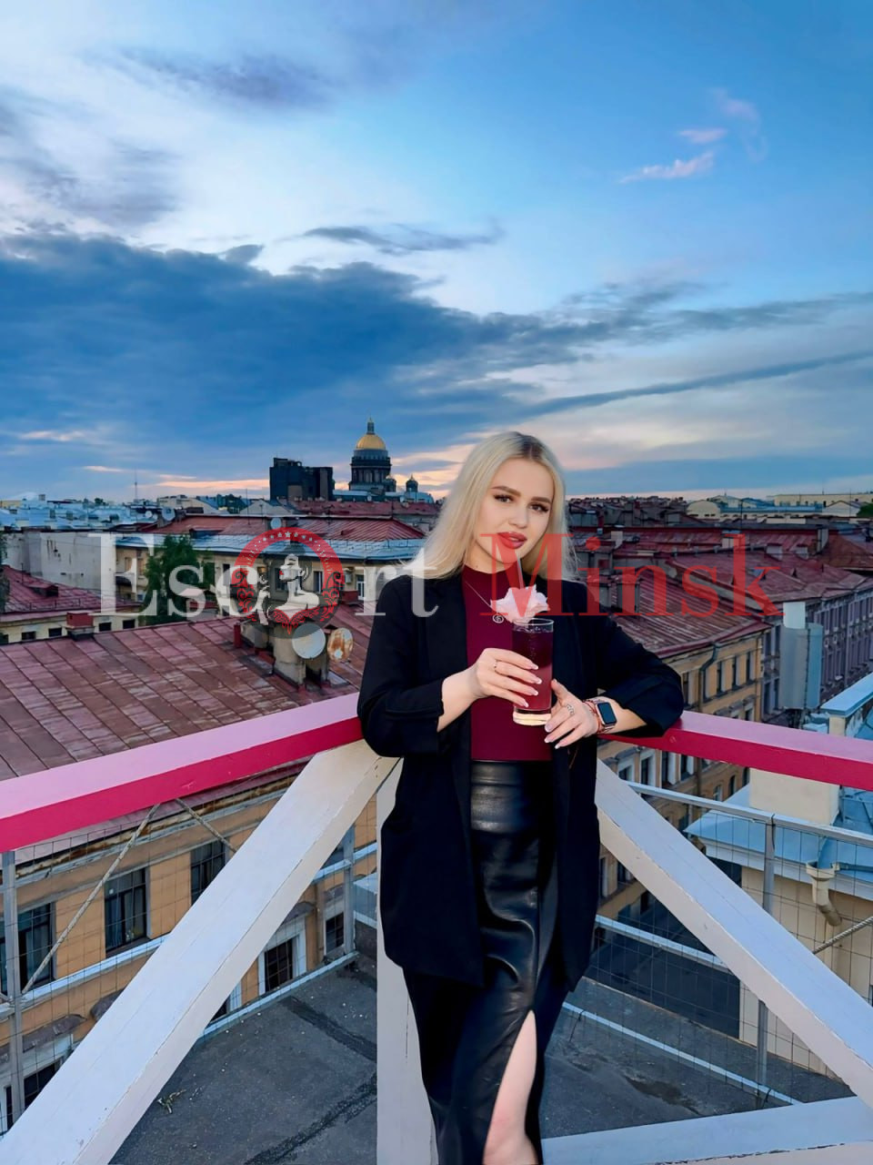  Элитная проститутка Минска — 21 год, грудь 2 размера, рост 162, вес 52