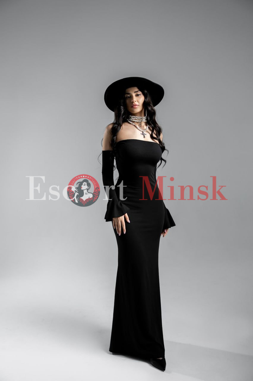  Элитная проститутка Минска — 22 года, грудь 3 размера, рост 170, вес 61
