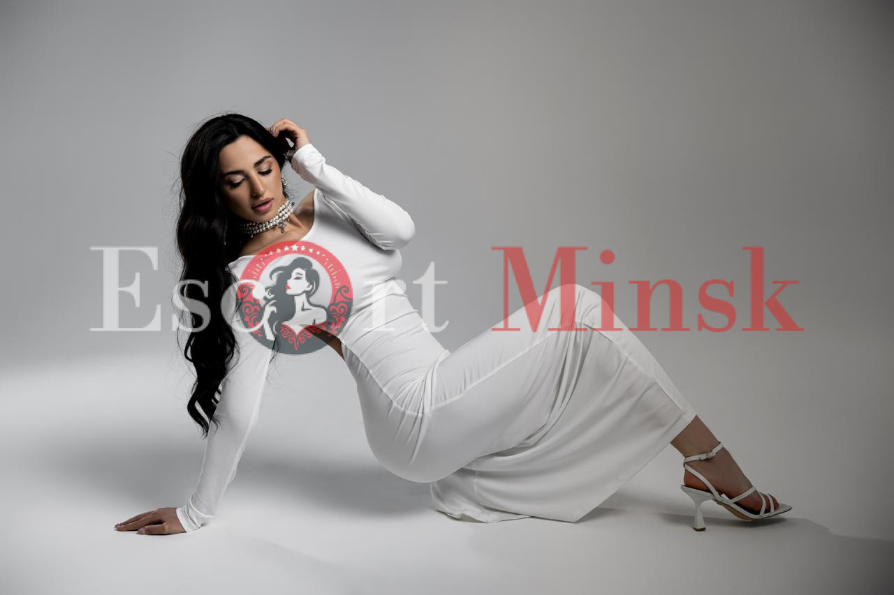  Элитная проститутка Минска — 22 года, грудь 3 размера, рост 170, вес 61