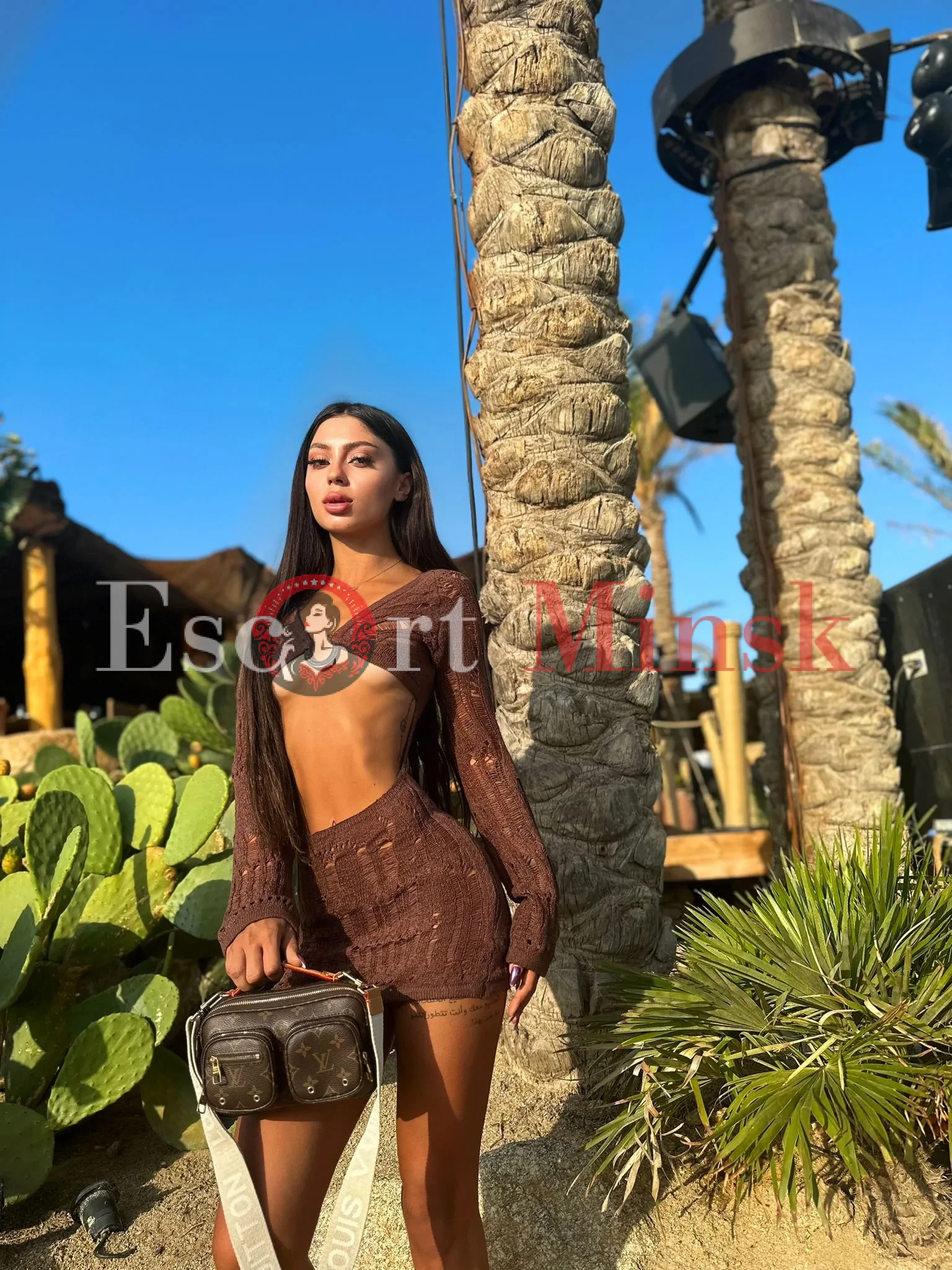  Элитная проститутка Минска — 23 года, грудь 1 размера, рост 175, вес 54