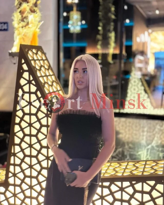  Элитная проститутка Минска — 27 лет, грудь 1 размера, рост 168, вес 55