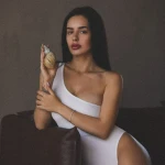 Миниатюра фото Алинка