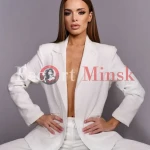 Миниатюра фото Мелания