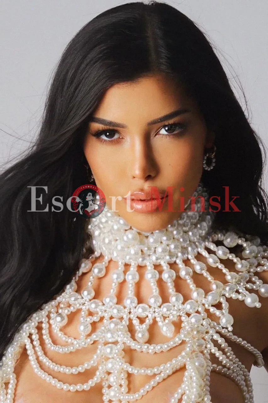  Элитная проститутка Минска — 27 лет, грудь 3 размера, рост 166, вес 47