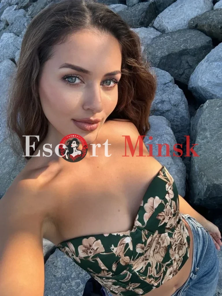Настя Элитная проститутка Минска — 24 года, грудь 2 размера, рост 160, вес 49
