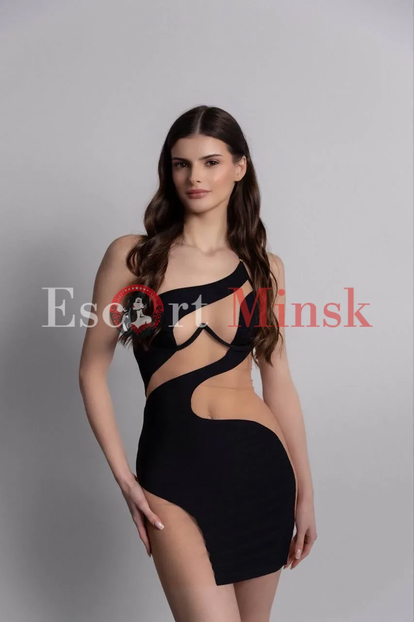  Элитная проститутка Минска — 19 лет, грудь 2 размера, рост 171, вес 52