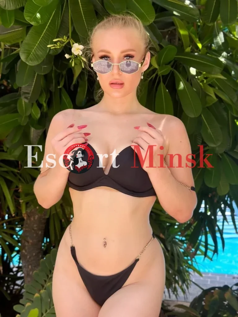 Мелани Элитная проститутка Минска — 30 лет, грудь 3 размера, рост 167, вес 56
