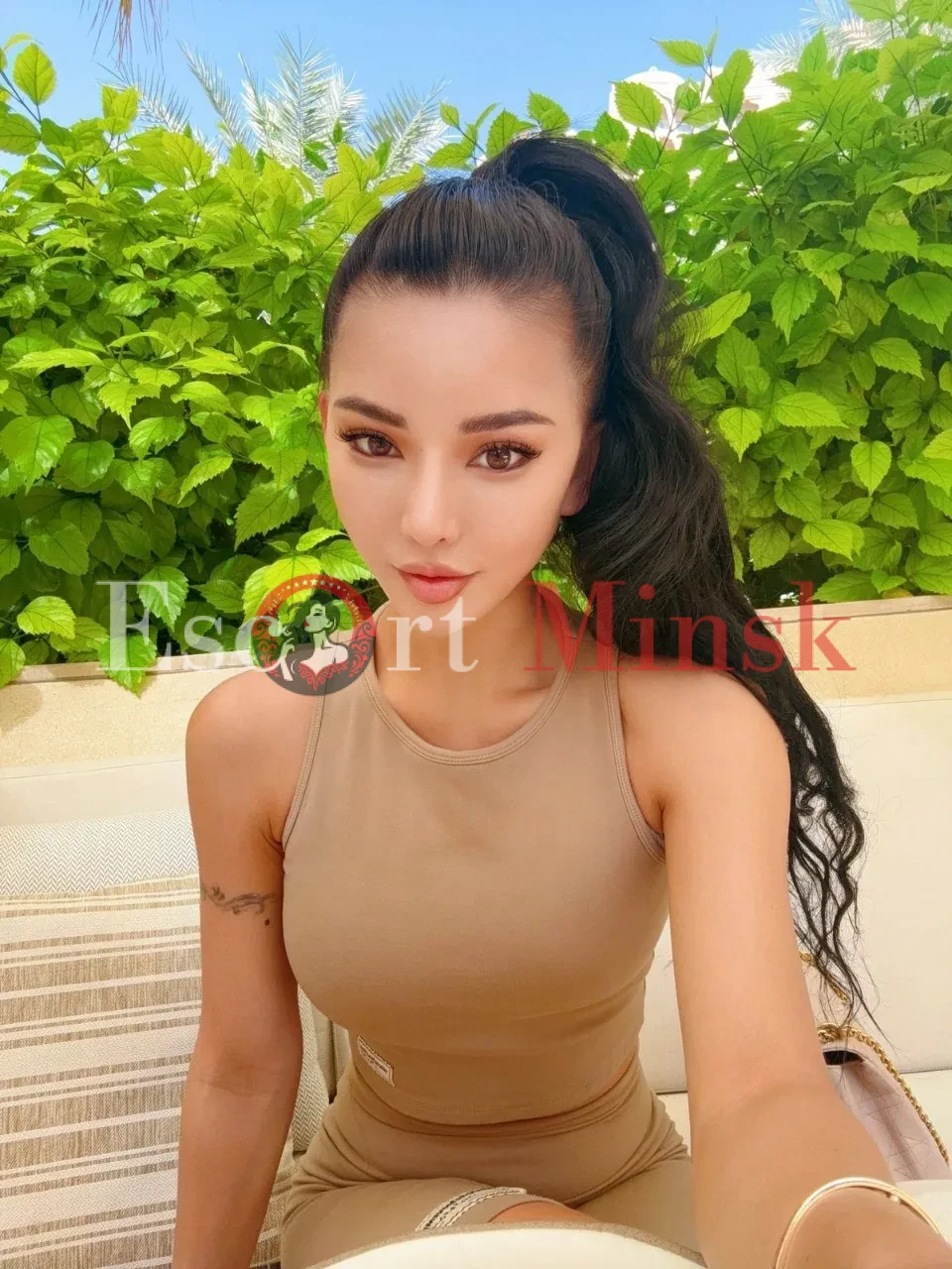 Луиза Элитная проститутка Минска — 33 года, грудь 2 размера, рост 163, вес 47