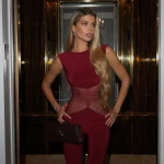Миниатюра фото Эвелин