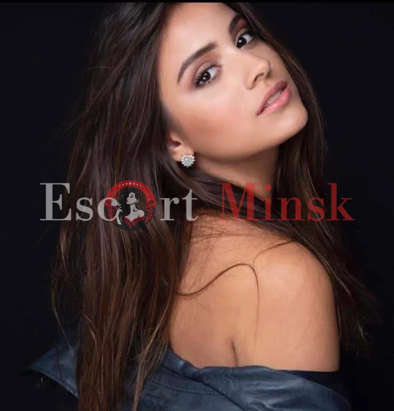  Элитная проститутка Минска — 23 года, грудь 1 размера, рост 165, вес 52