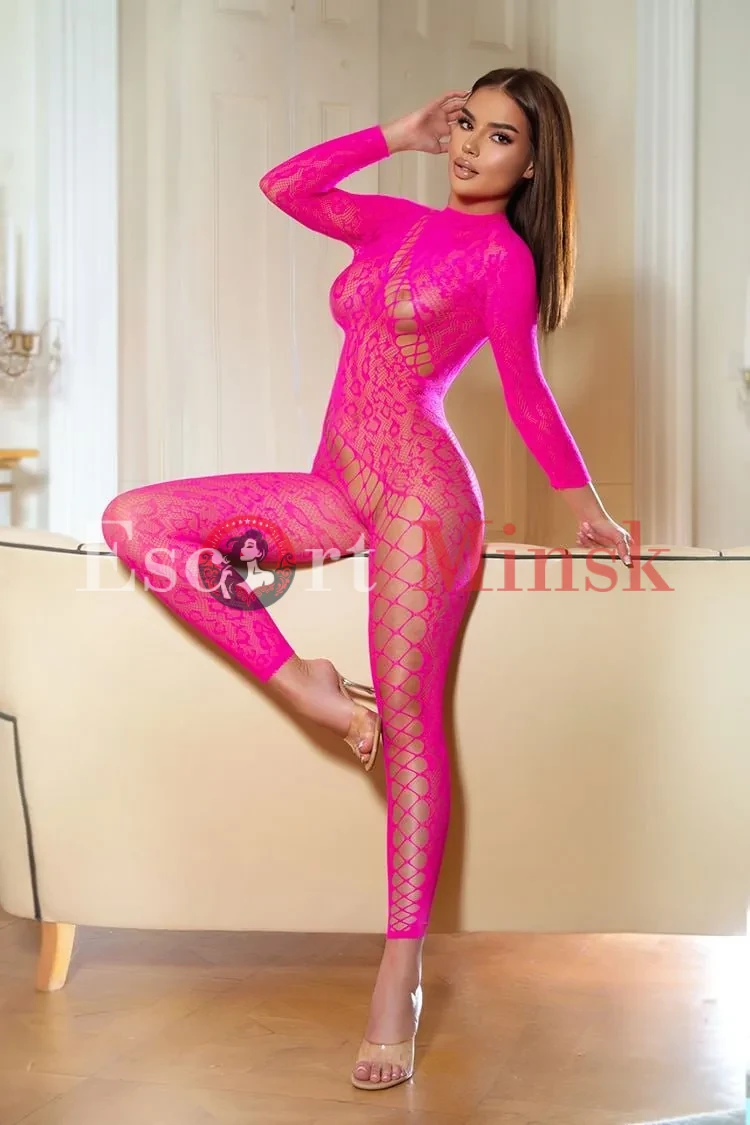  Элитная проститутка Минска — 23 года, грудь 2 размера, рост 168, вес 53