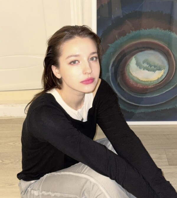 Айлана Элитная проститутка Минска — 27 лет, грудь 4 размера, рост 170, вес 50