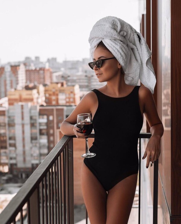Эва Элитная проститутка Минска — 33 года, грудь 3 размера, рост 169, вес 49