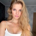 Миниатюра фото Адель