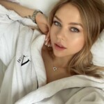 Миниатюра фото Лейла