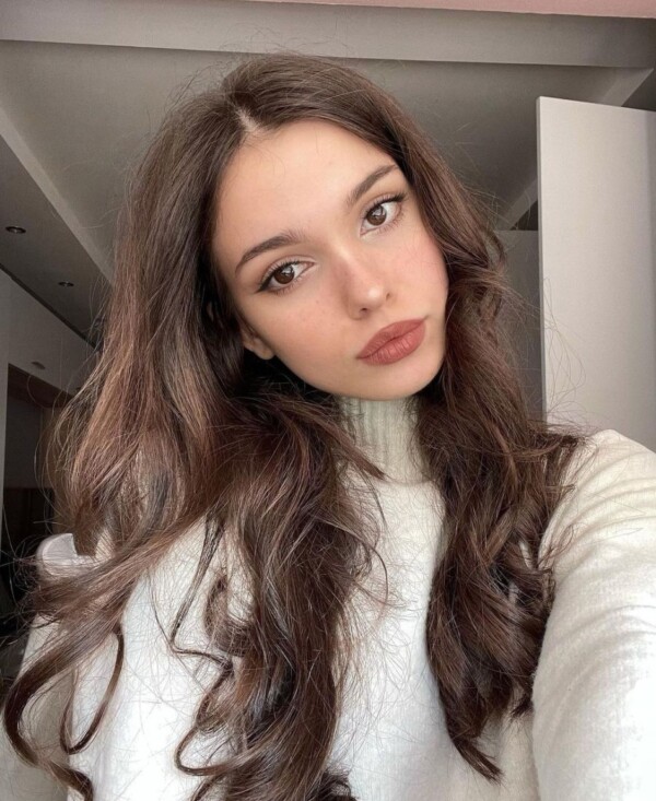 Луна Элитная проститутка Минска — 21 год, грудь 3 размера, рост 168, вес 52