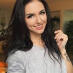 Миниатюра фото Мари